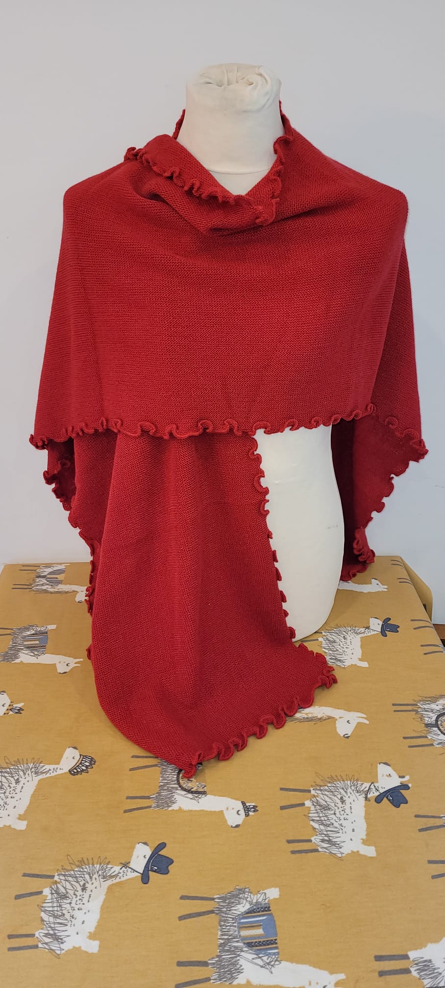 Alpaca Shawl Red With Crimp